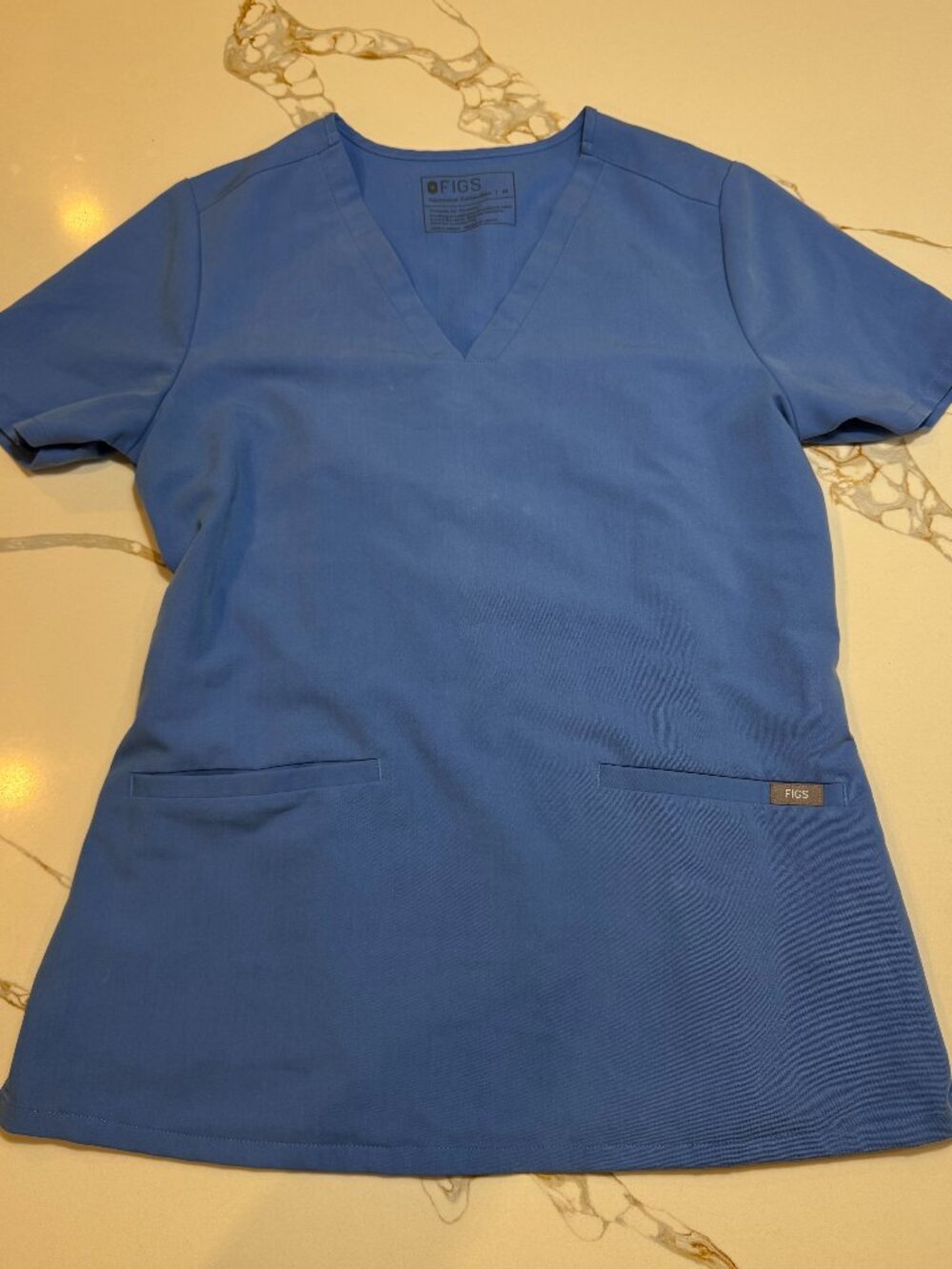 Figs Casma Three-Pocket Scrub Top